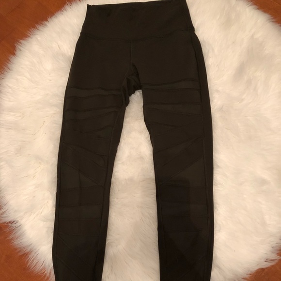 lululemon athletica Pants - ✨SALE✨ LULULEMON Mesh Zig Zag Legging